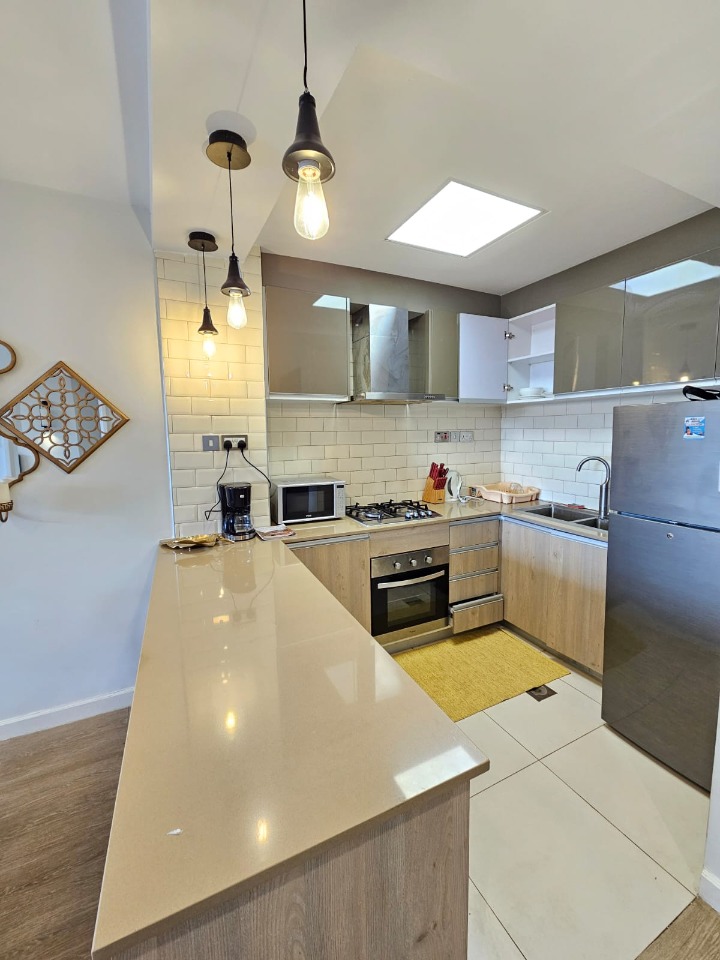 Riverside – Furnished 1 Bedroom Apartment for Rent