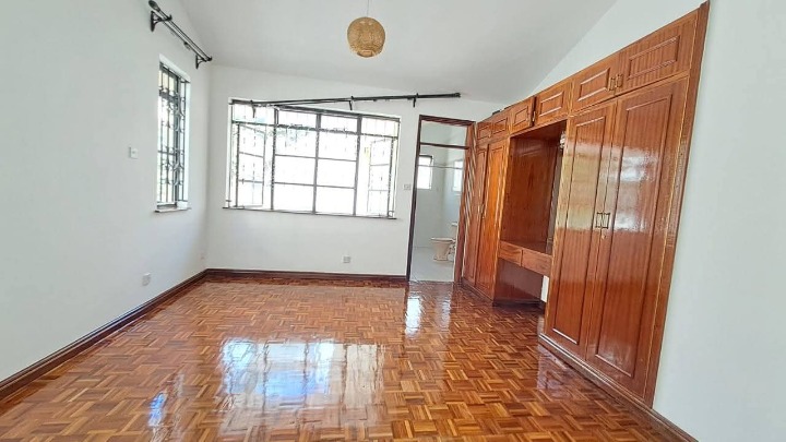 Spring Valley 4 Bedroom Townhouse To Let