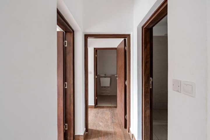 2-BEDROOM APARTMENT FOR RENT – ROSSLYN