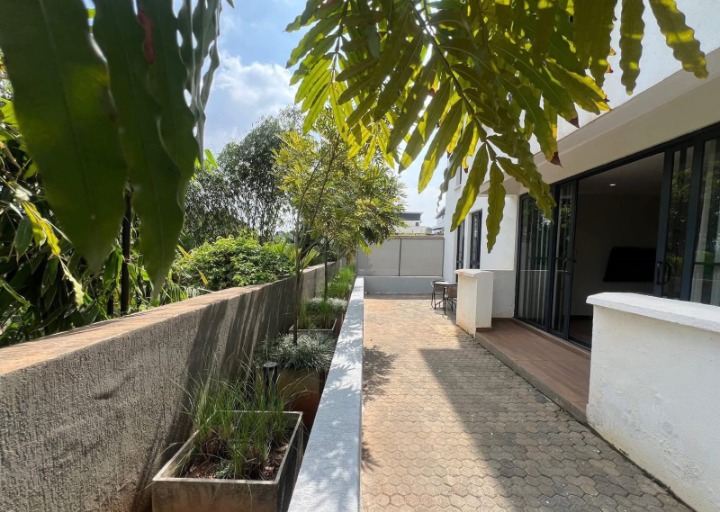 Kitisuru – Tastefully Furnished 2-Bedroom + Private terrace