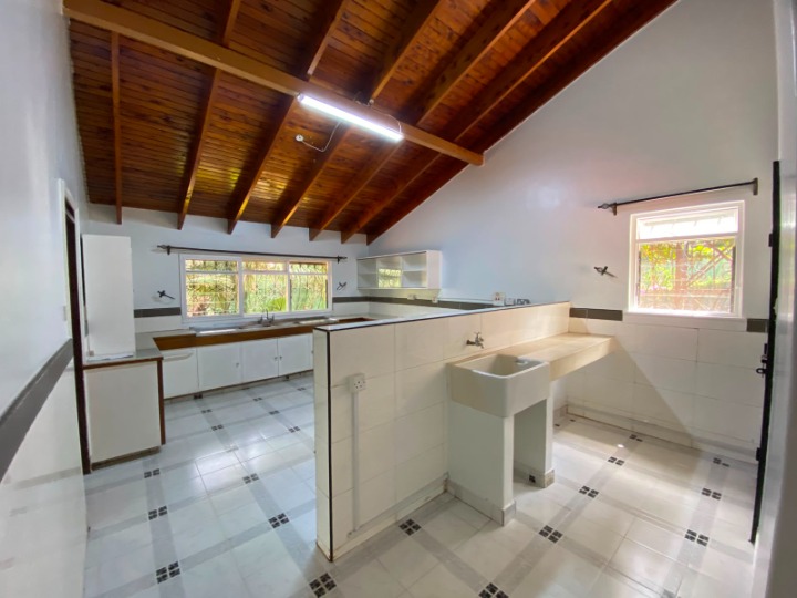 4 Bedroom Bungalow to Let – Runda