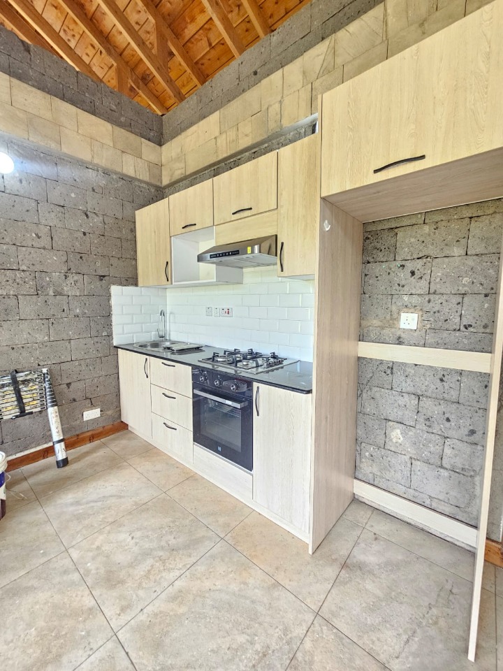 Unfurnished 1-Bedroom Cottage for Rent – Spring Valley