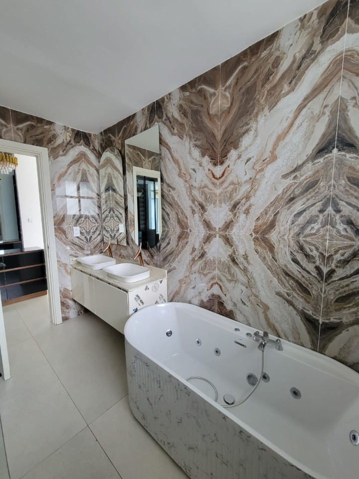 4 Bedroom Duplex Apartment for Rent