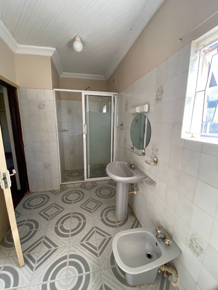 3 Bedroom Furnished House + DSQ To Let in Runda
