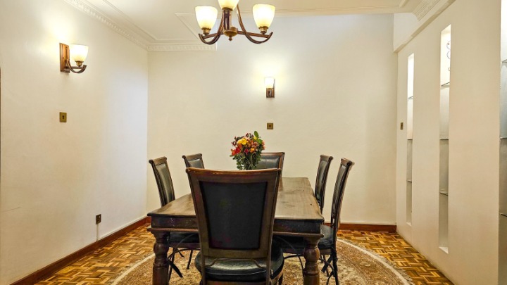 Brookside – 4-Bedroom House for Rent