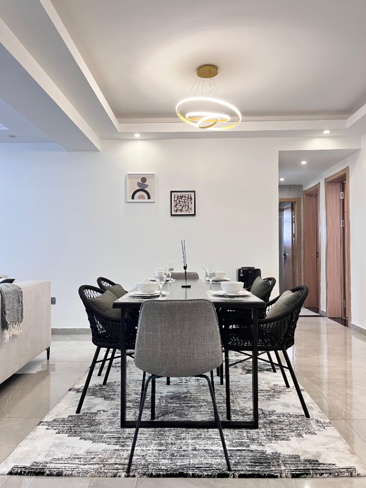 RIVERSIDE – FURNISHED 3-BEDROOM APARTMENT FOR RENT