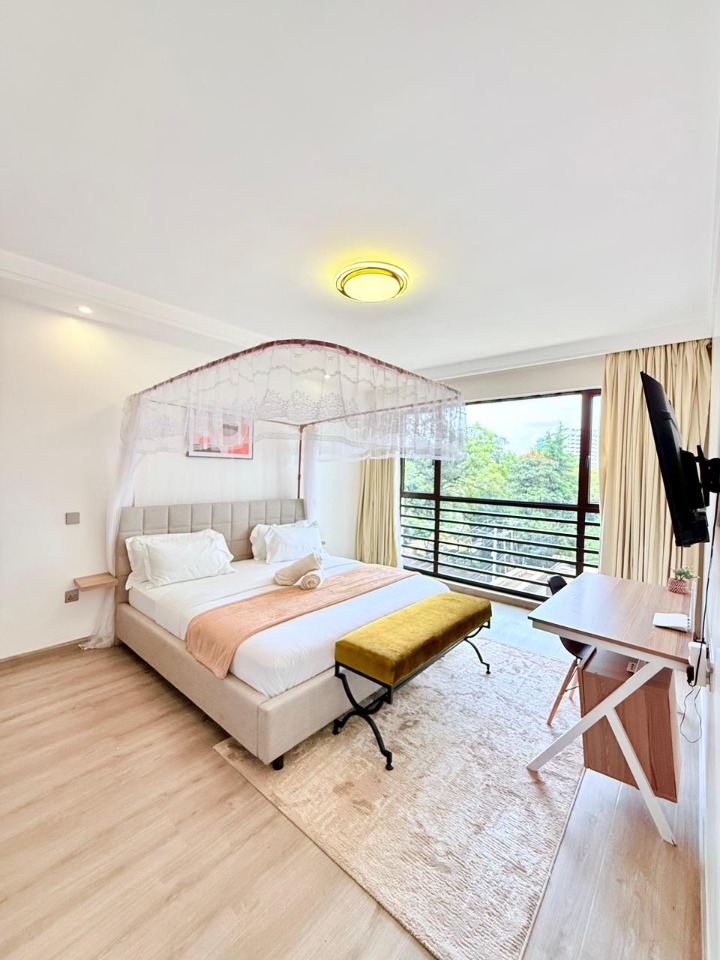 FURNISHED 3-BEDROOM APARTMENT TO LET | RIVERSIDE