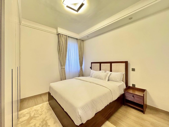 RIVERSIDE – 3-BEDROOM APARTMENT FOR RENT