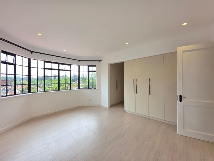 5 Bedroom Townhouse in Lavington