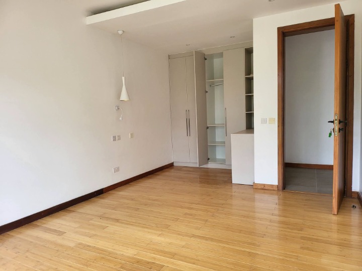 3-Bedroom Townhouse for Rent in Rosslyn