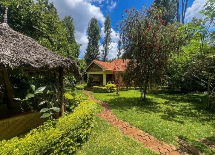 Old Runda – Furnished 2-Bedroom Cottage Unit for Ren