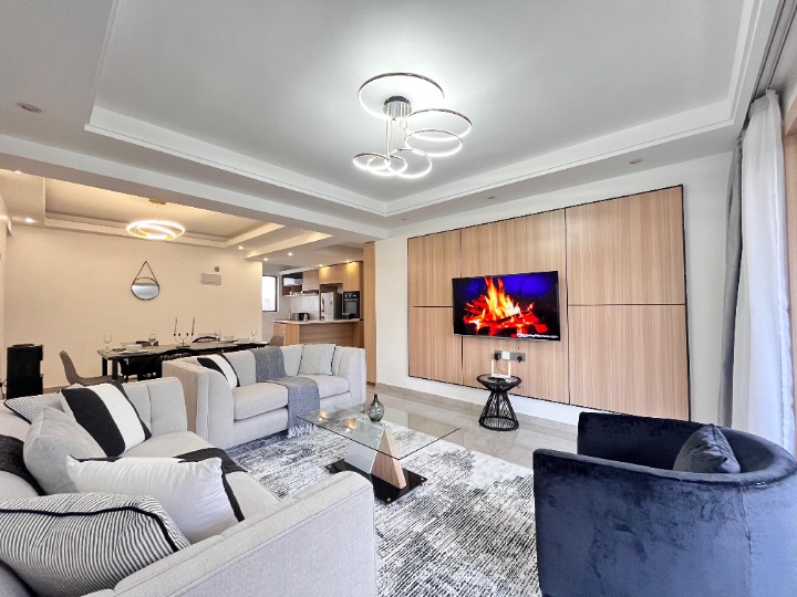 RIVERSIDE – FURNISHED 3-BEDROOM APARTMENT FOR RENT