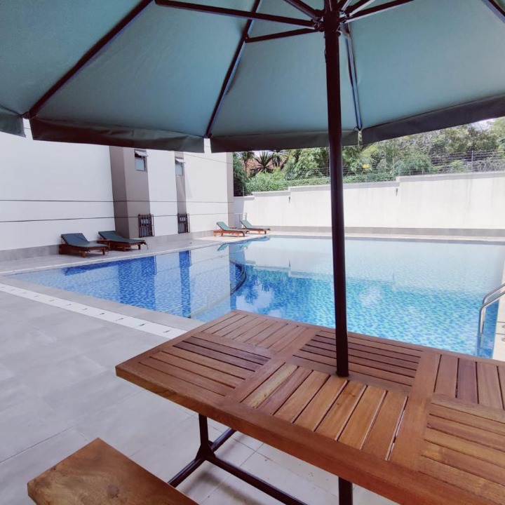 RIVERSIDE – FURNISHED 3-BEDROOM APARTMENT FOR RENT