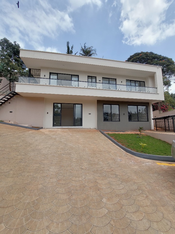 To Let | 2-Bedroom Guest House – Thigiri