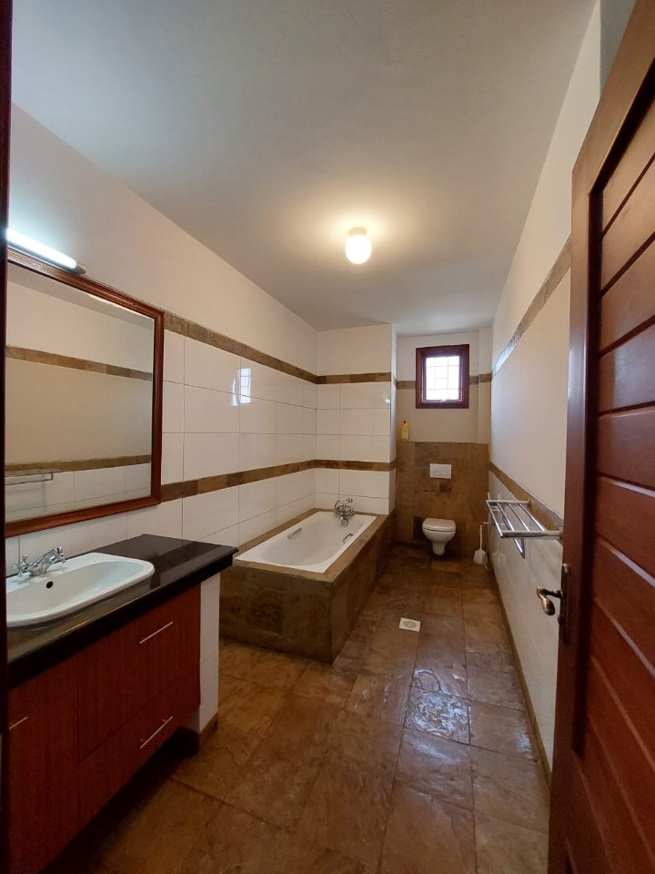 3-Bedroom Apartment for Rent – Riverside