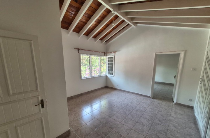 TO LET: 4 Bedroom House | Thigiri (On 1 Acre Land)