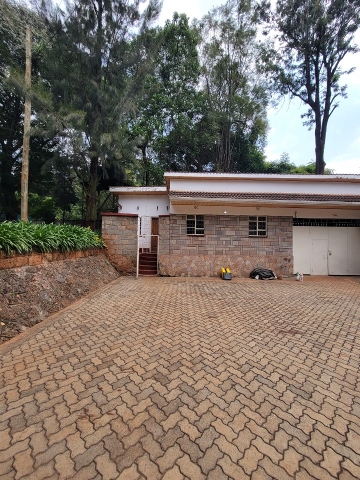 2 BEDROOM GUEST WING FOR RENT IN KITISURU
