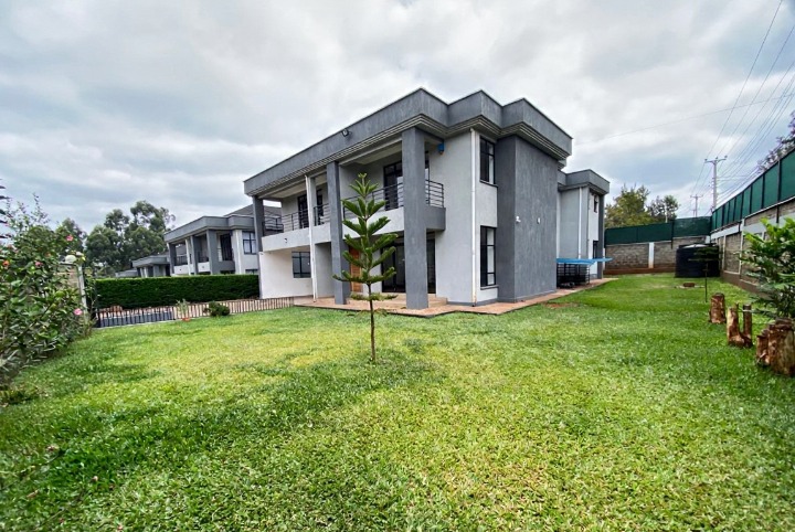 TO LET – 4-Bedroom Townhouse in Ridgeways