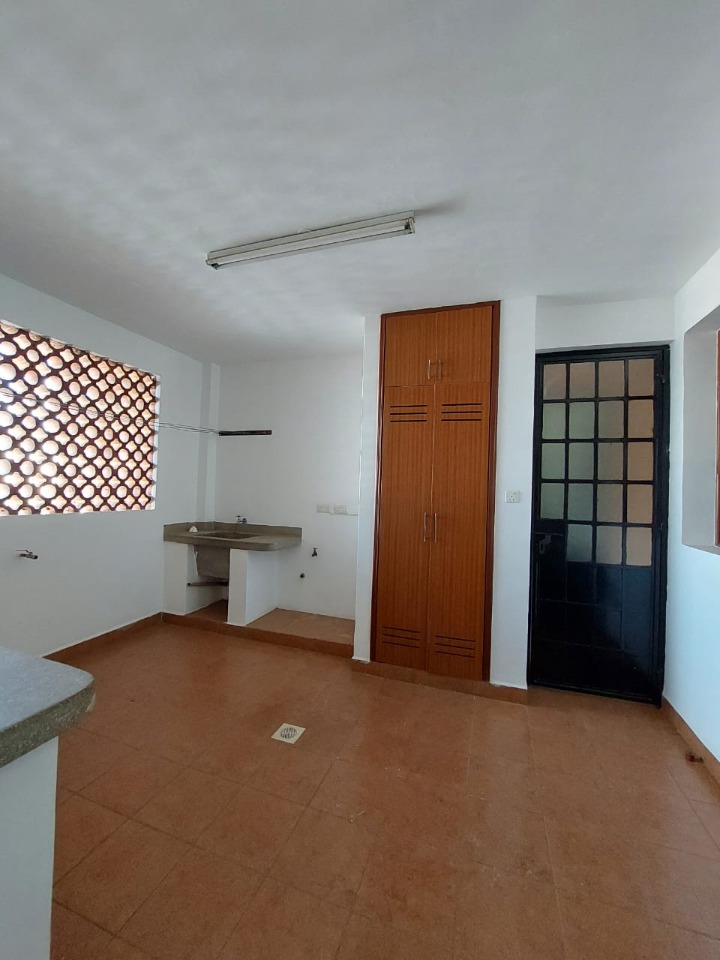 3-Bedroom Apartment for Rent – Riverside