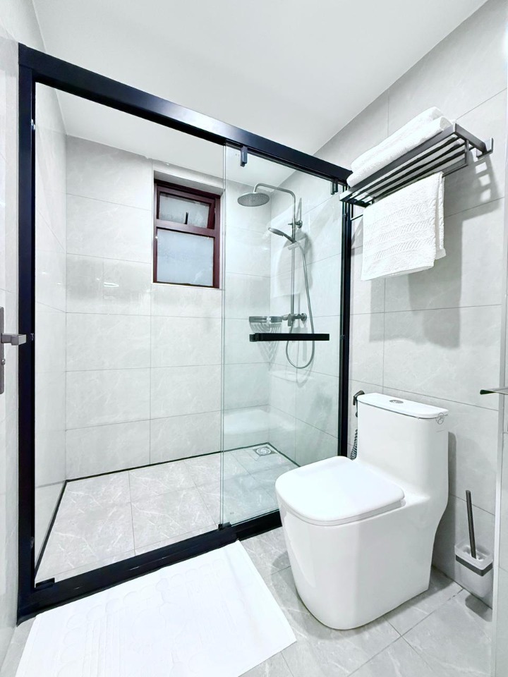 To Let: Furnished 2-Bedroom Apartment in Riverside