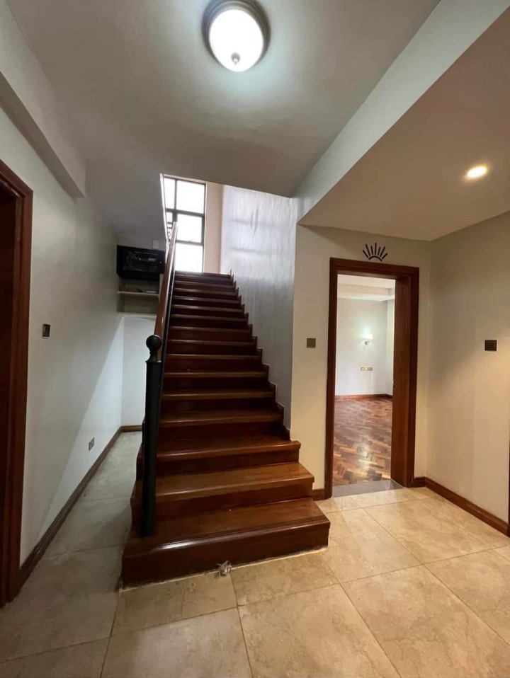 To Let | 4-Bedroom Duplex – Riverside