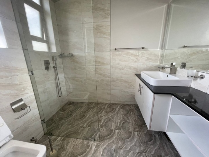 Unfurnished 4-Bedroom Duplex Apartment to Let in Riverside