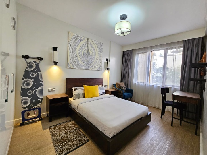 FURNISHED 1 BEDROOM APARTMENT FOR RENT– RIVERSIDE