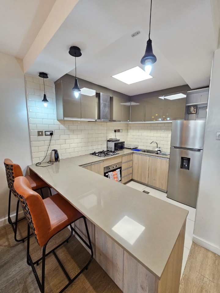 FURNISHED 1 BEDROOM APARTMENT FOR RENT– RIVERSIDE