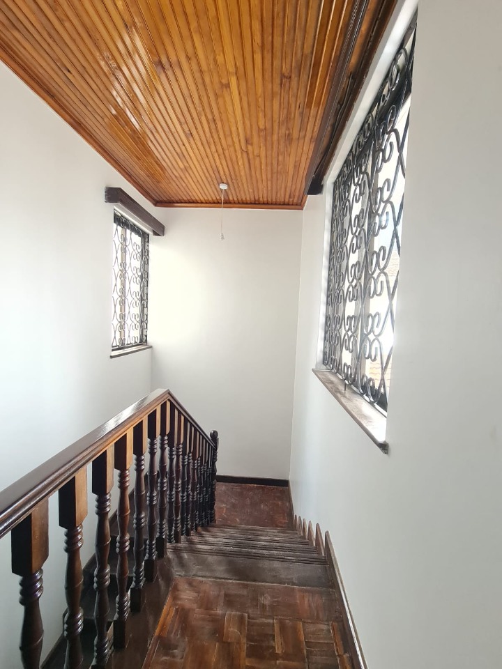 KILIMANI – 5-BEDROOM TOWNHOUSE FOR RENT