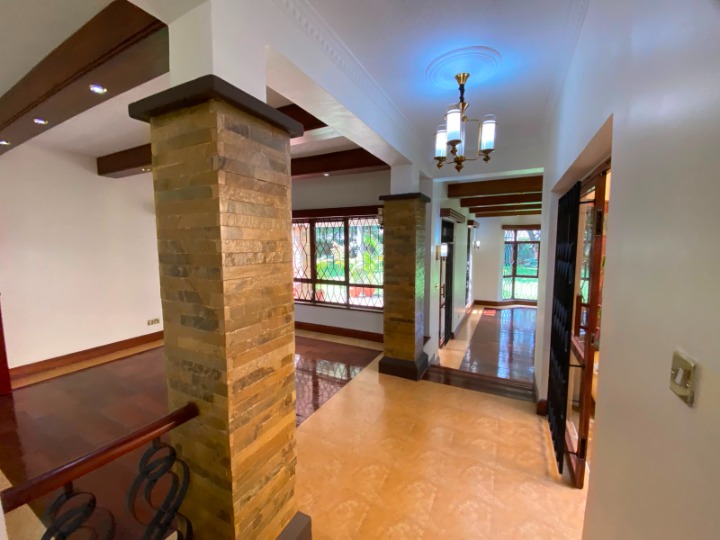RUNDA – 5-BEDROOM HOUSE FOR RENT