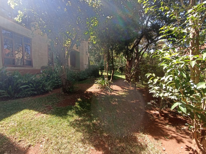 KAREN – 5-BEDROOM HOUSE TO LET