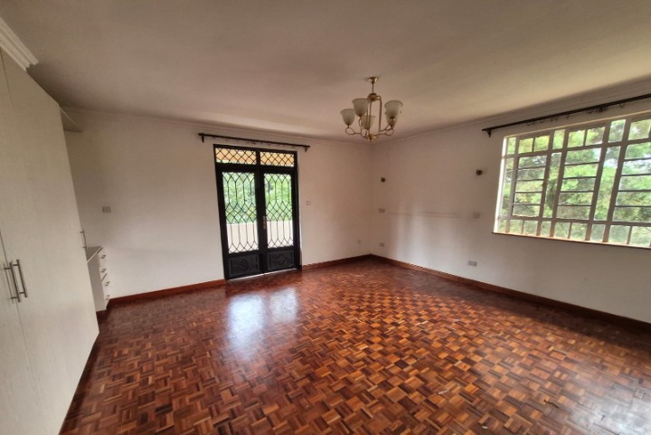 5 BEDROOM MANSION+ DSQ TO LET – RUNDA