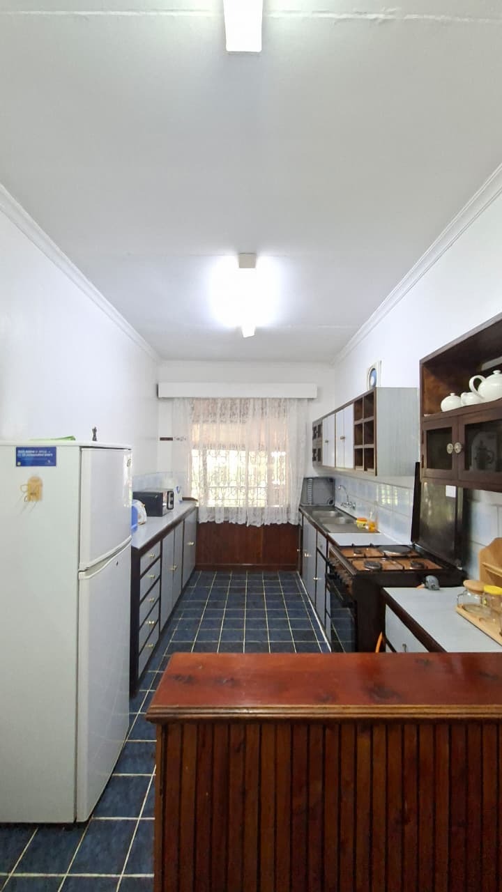 2 BEDROOM FURNISHED GUESTWING TO LET – GIGIRI