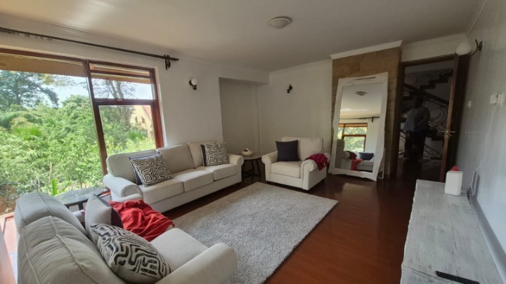 5 BEDROOM TOWNHOUSE FOR RENT - KAREN