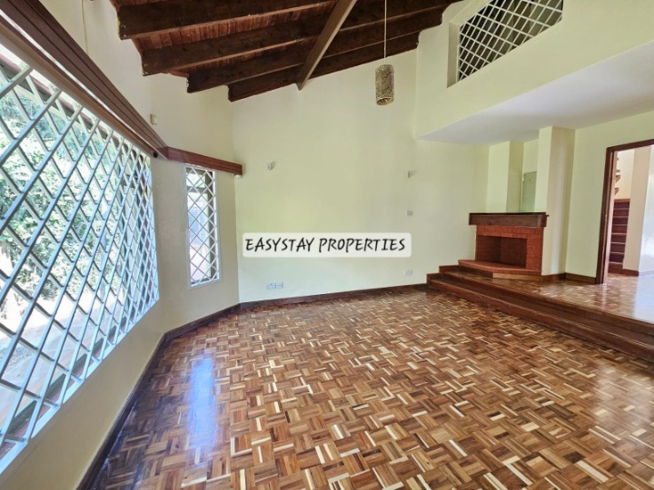 4 BEDROOM TOWNHOUSE TO LET–LAVINGTON