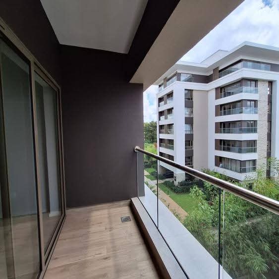 UNFURNISHED 3-BEDROOM APARTMENT TO LET - ROSSLYN
