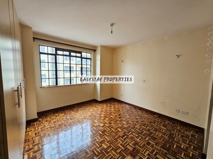 LAVINGTON | 2 Bedroom + DSQ Apartment To Let