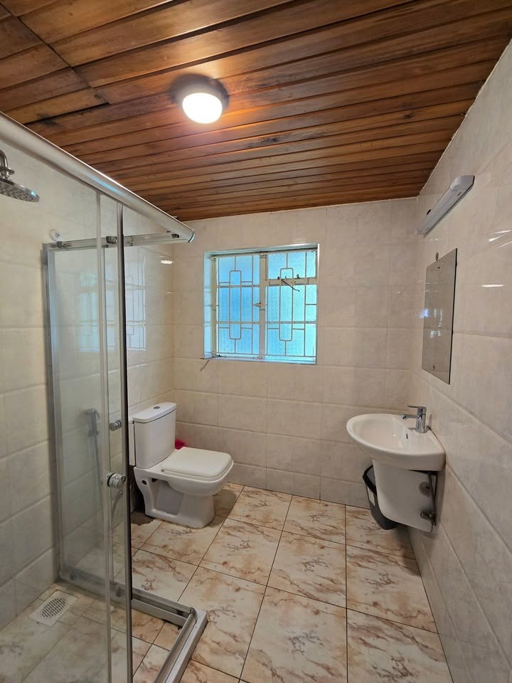 PEPONI- 2 BEDROOM APARTMENT TO LET