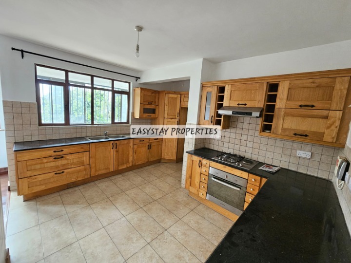 KILIMANI | 3 BEDROOM UNFURNISHED APARTMENT TO LET