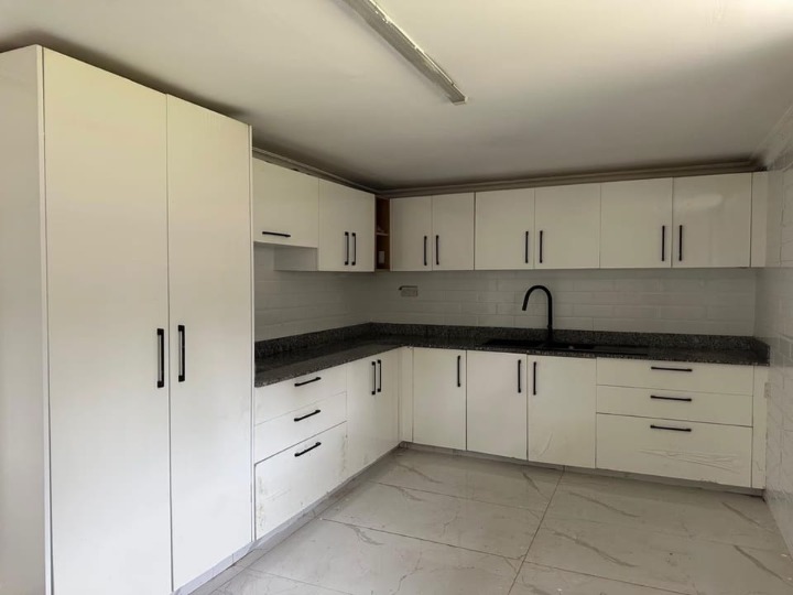 3-BEDROOM BUNGALOW TO LET - OLD MUTHAIGA