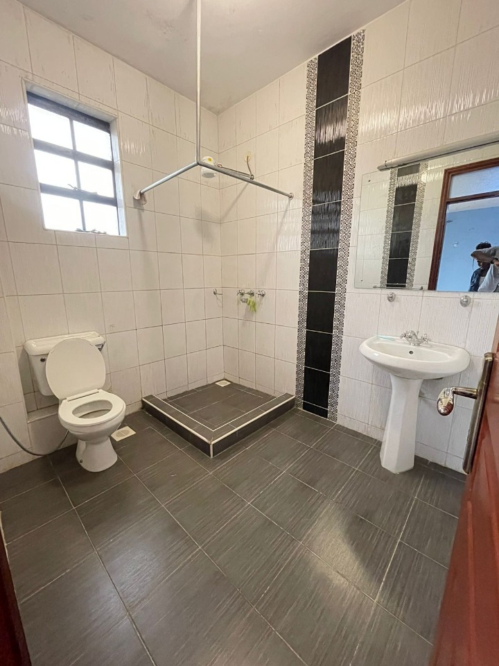 WESTLANDS – 3 Bedroom Plus Study Apartment For Sale