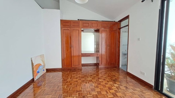 SPRING VALLEY – 4 BEDROOM + DSQ TO LET