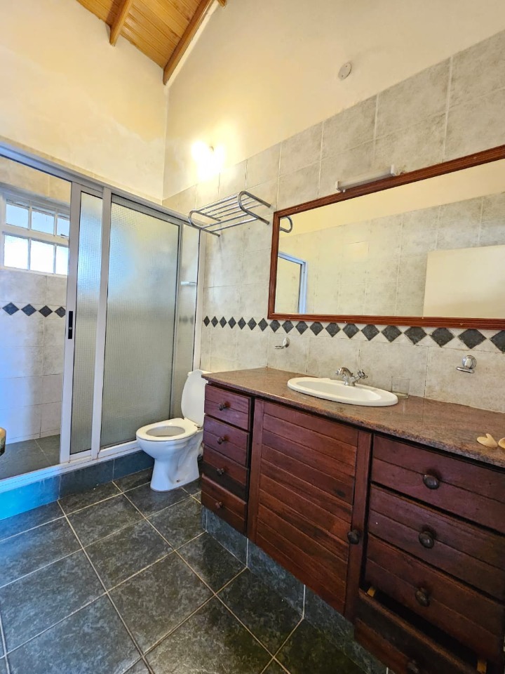 1 BEDROOM FURNISHED APARTMENT FOR RENT- WESTLANDS