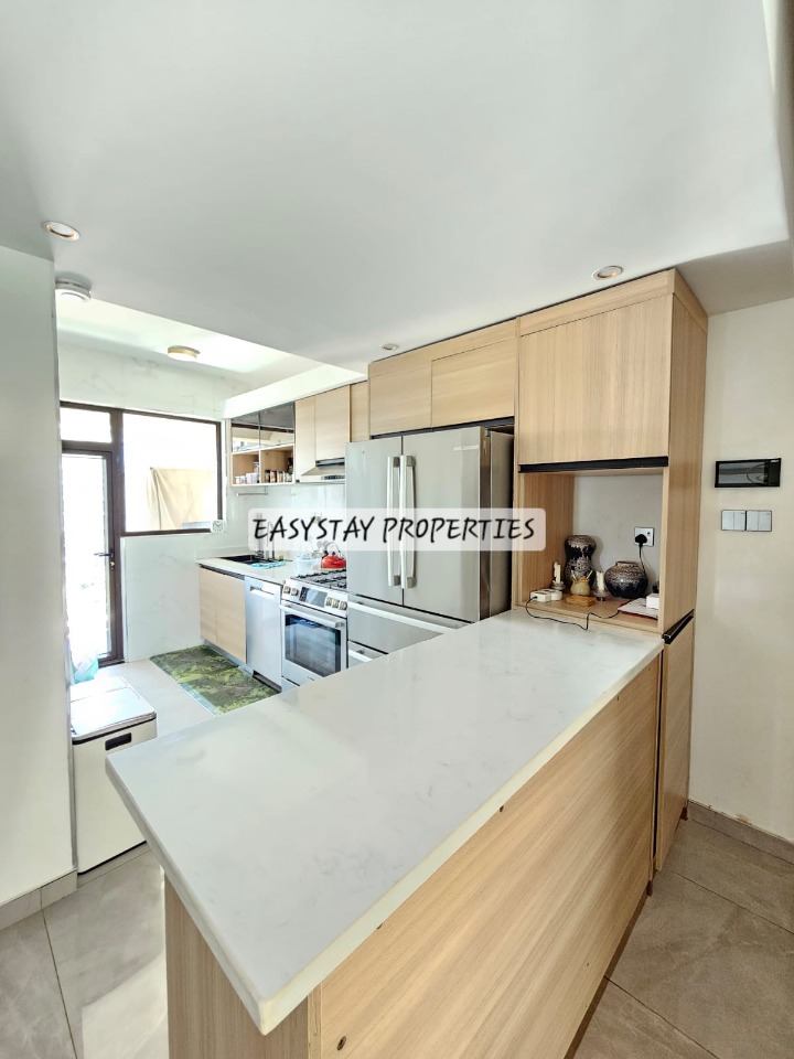 3 BEDROOM FURNISHED APARTMENT FOR RENT -RIVERSIDE