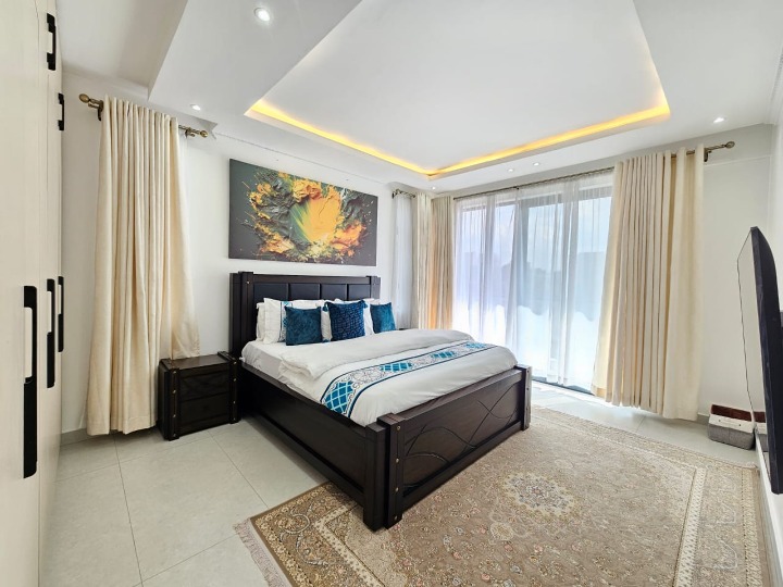 WESTLANDS |FURNISHED 3 BEDROOM + DSQ - TO LET
