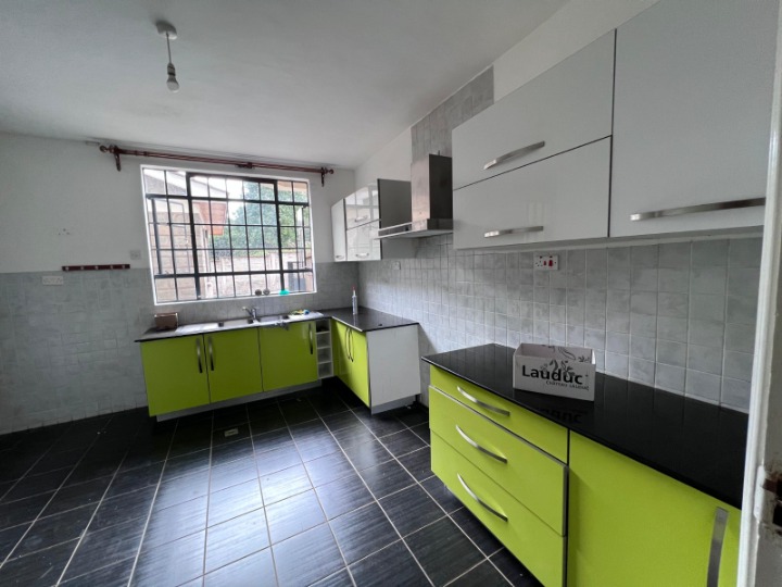 NEW KITISURU – 5 BEDROOM HOUSE TO LET