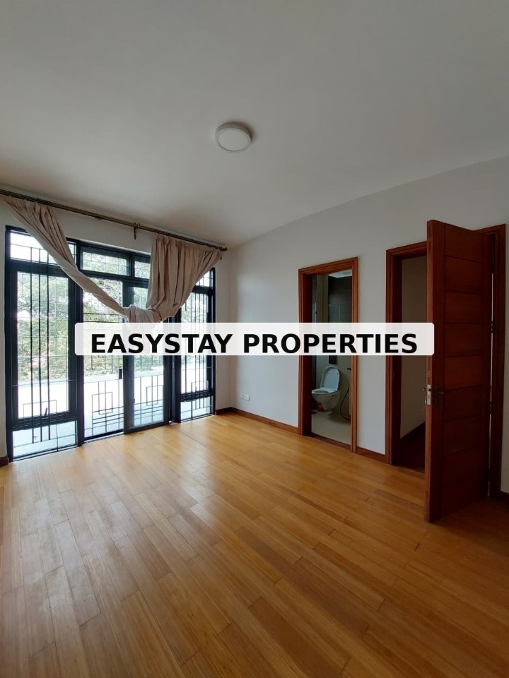 5 BEDROOM ALL ENSUITE VILLA TO LET - SPRING VALLEY