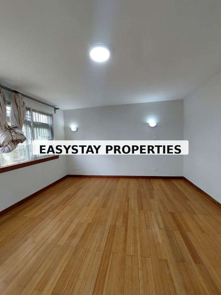 5 BEDROOM ALL ENSUITE VILLA TO LET - SPRING VALLEY