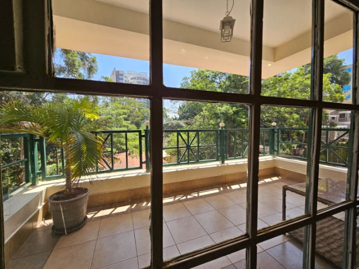RIVERSIDE – 2BEDROOM UNFURNISHED APARFTMENT FOR RENT