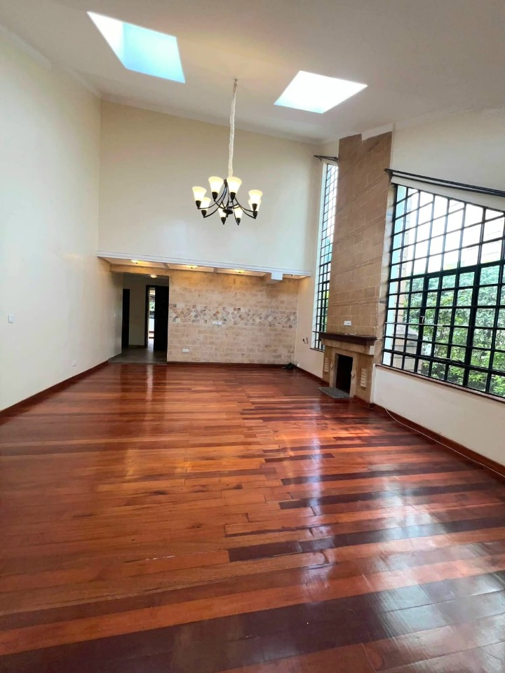 4-BEDROOM VILLA + DSQ TO LET – KITISURU